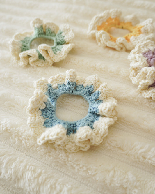 Pack: Pastel Flower Scrunchie