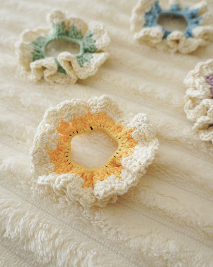 Pack: Pastel Flower Scrunchie