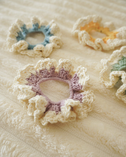 Pack: Pastel Flower Scrunchie
